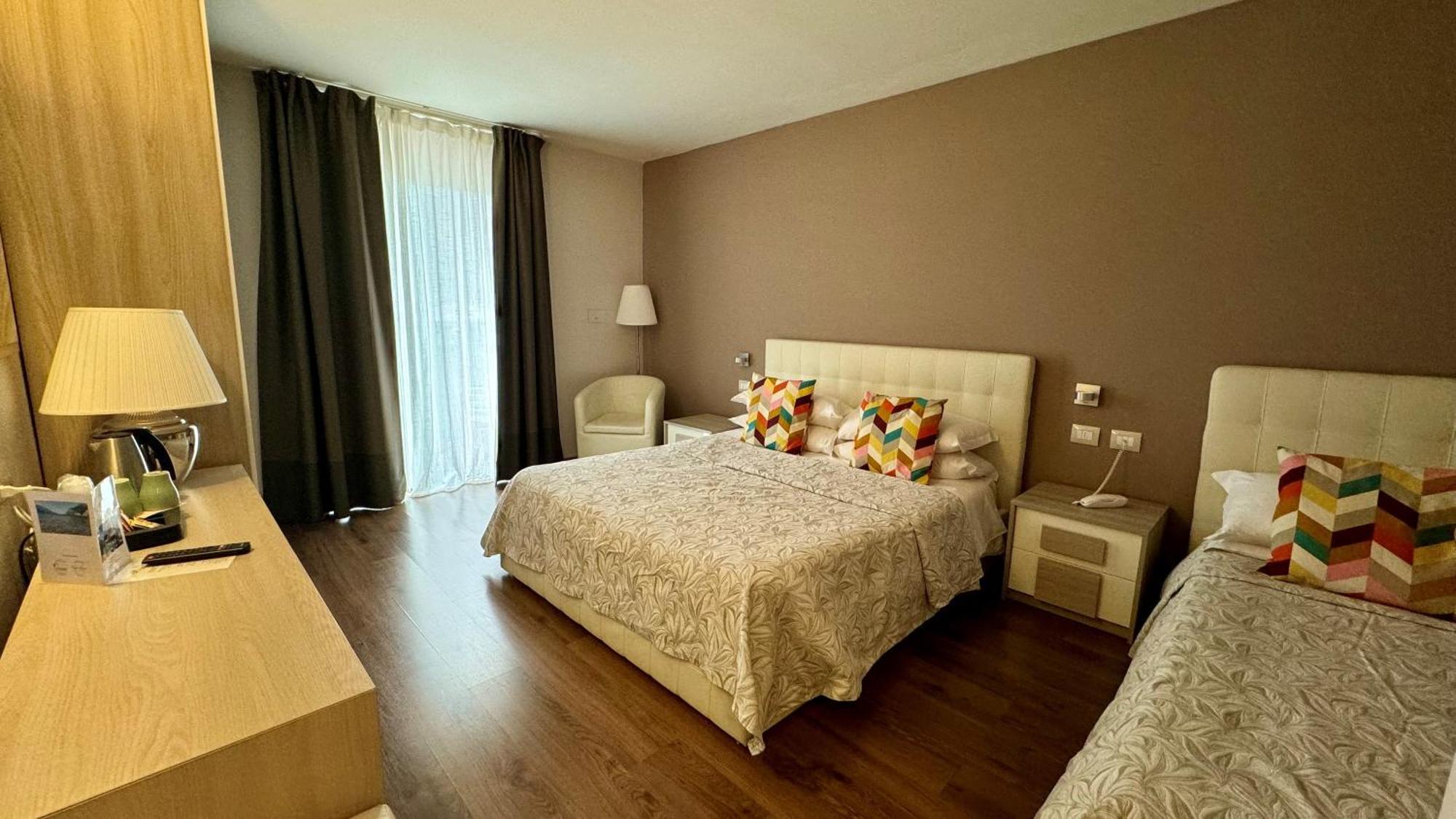 Hotel Royal Riva del Garda Eksteriør billede